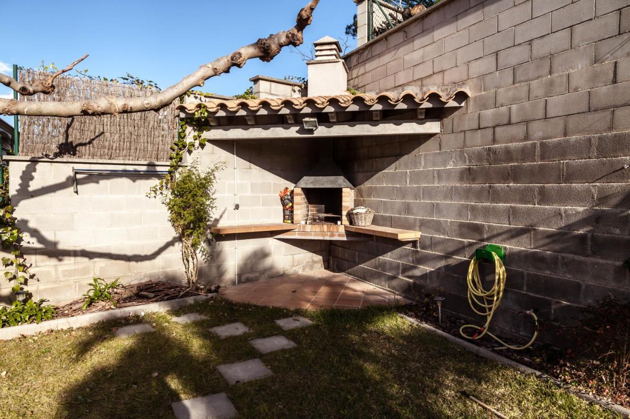 Casa Con Jardin-wifi Free Vakantiehuis L' Escala